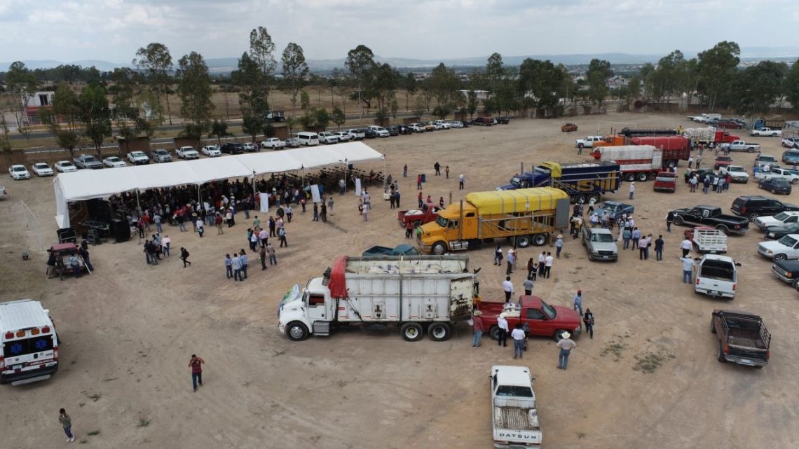 El titular de la Secretaría Desarrollo Agropecuario (SEDEA), Rosendo Anaya Aguilar, informó que se tiene un avance del 57 por ciento en la entrega de maíz para consumo humano.