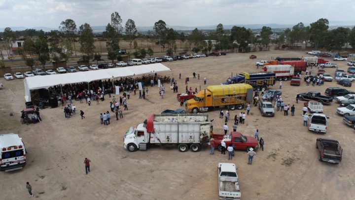 El titular de la Secretaría Desarrollo Agropecuario (SEDEA), Rosendo Anaya Aguilar, informó que se tiene un avance del 57 por ciento en la entrega de maíz para consumo humano.