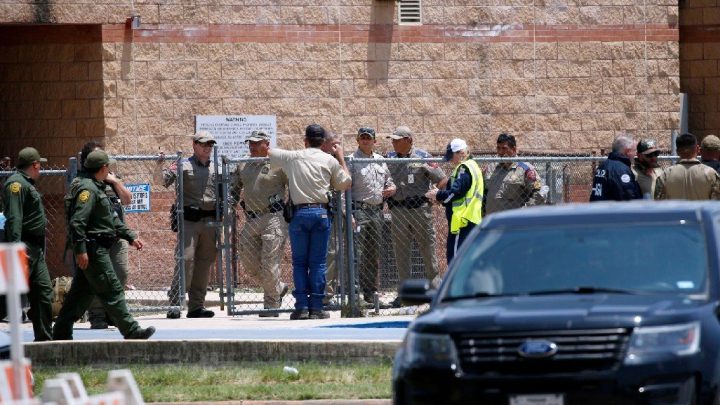 Marcelo Ebrard mandó escribió un mensaje en su Twitter lamentando el tiroteo ocurrido en la primaria de Texas