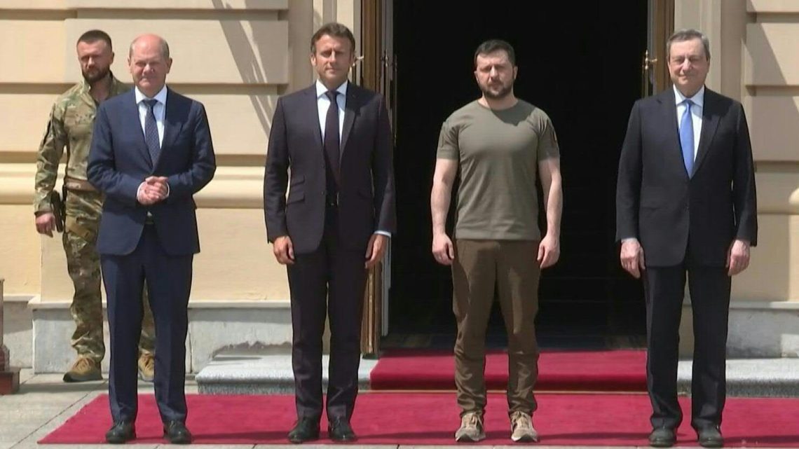 La solicitud de Kiev de adherirse a la UE hasta el momento es respaldada por Berlín, París y Roma