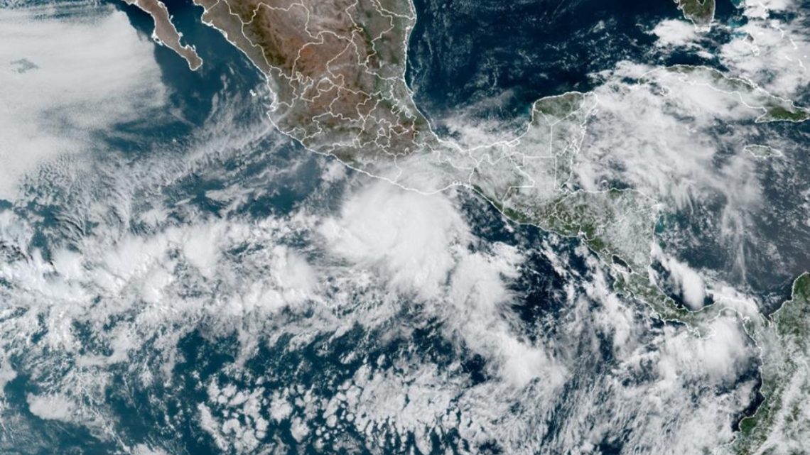 El Centro Nacional de Huracanes de Estados Unidos dijo que la tormenta, antes nombrada “Agatha”, llevará el nombre de “Alex” en el Atlántico