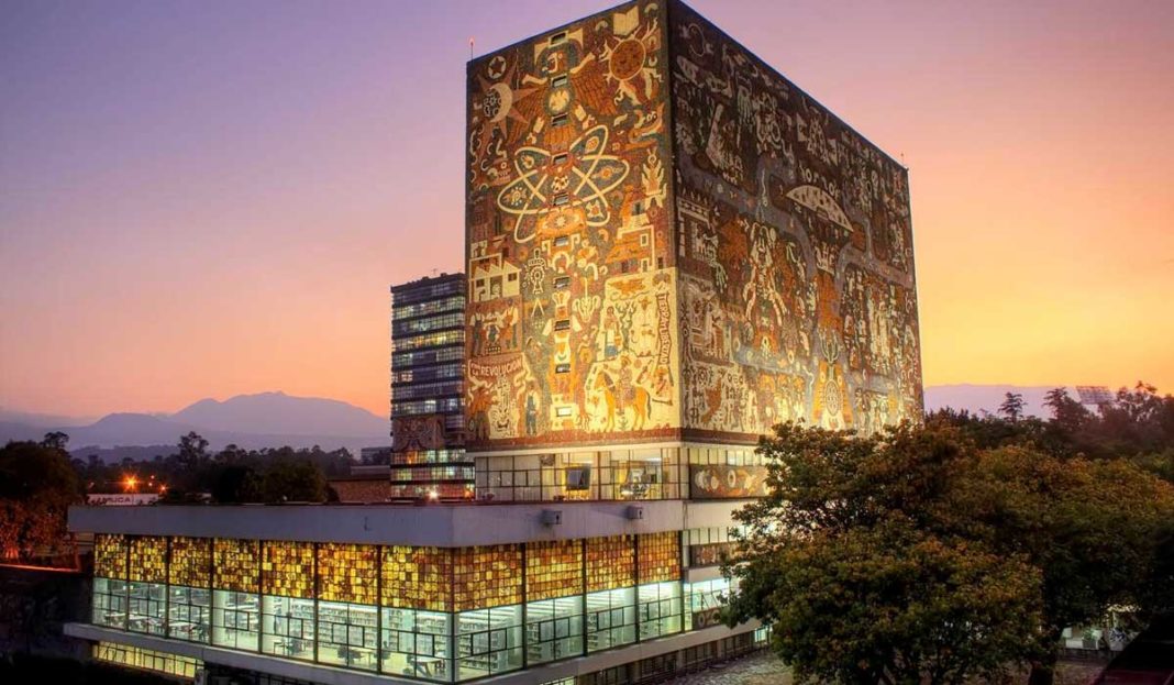 La UNAM confirma el asunto e informa que se está atendiendo por la Secretaria de Vinculación y Asuntos Jurídicos de la propia Facultad de Derecho