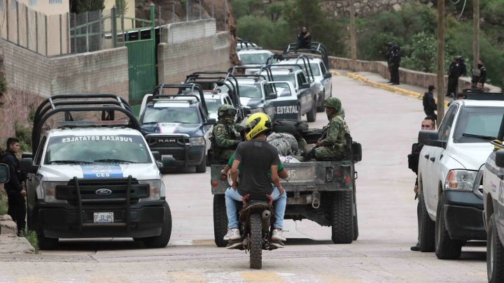 Continúa el despliegue de fuerzas federales en Sonora y Chihuahua para la localización de José N, “El Chueco”