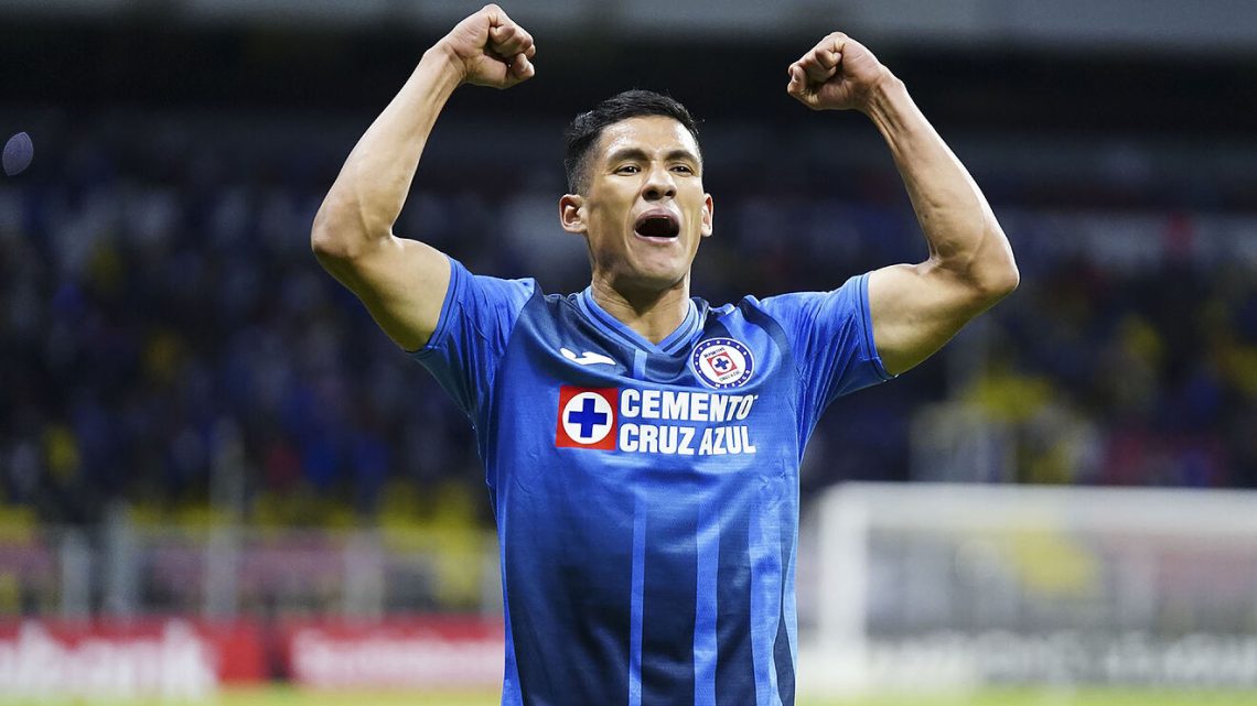El extremo mexicano, Uriel Antuna, se mostró ilusionado con poderle ganar al Atlas ante su gente