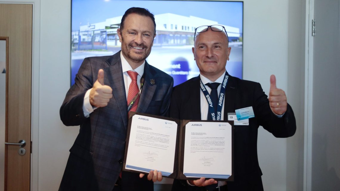 Durante el segundo día de la gira de trabajo en la Farnborough International Airshow, en Reino Unido, el gobernador, Mauricio Kuri González.