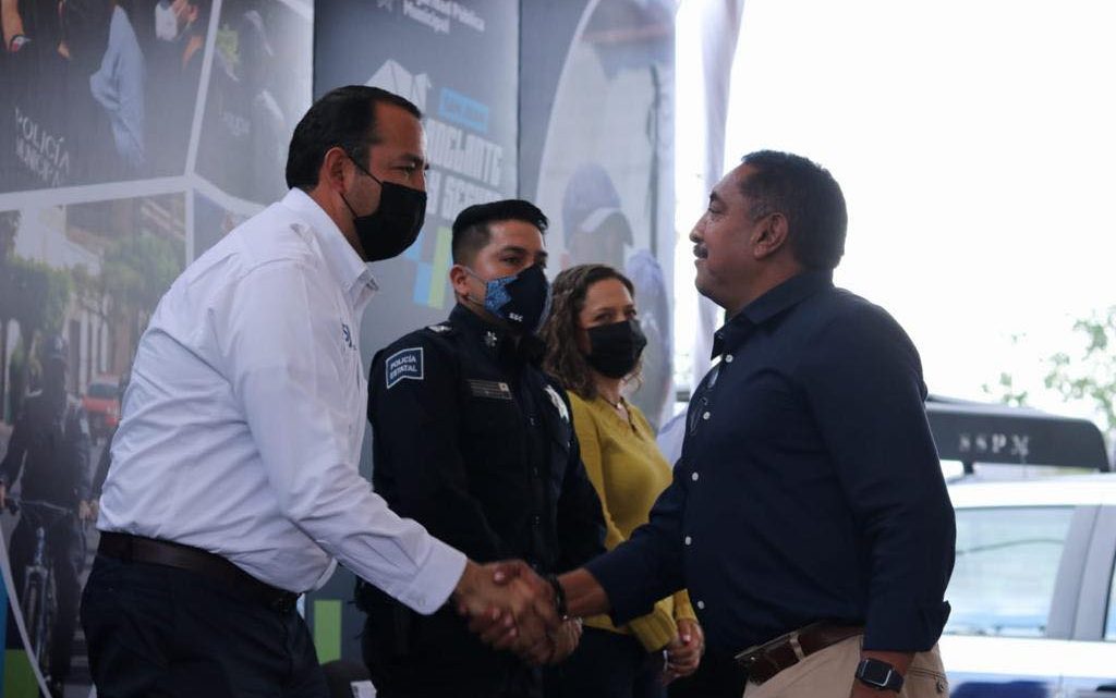 Entregan 14 Patrullas a sanjuanenses para reforzar la seguridad