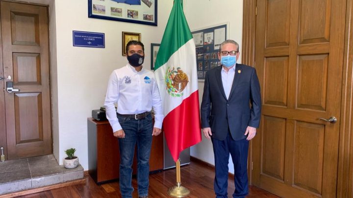 El coordinador general de la Unidad de Servicios para la Educación Básica en el Estado de Querétaro (USEBEQ), Raúl Iturralde Olvera.
