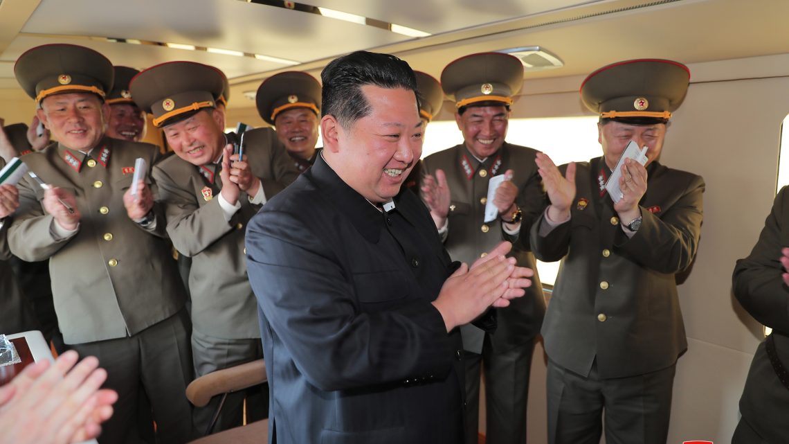 Rusia promete “ampliar” sus relaciones con Corea del Norte en una carta de Putin a Kim Jong-un