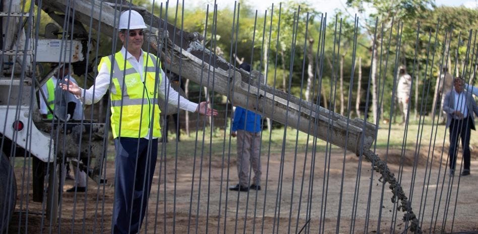 República Dominicana avanza en construcción de muro en frontera con Haití