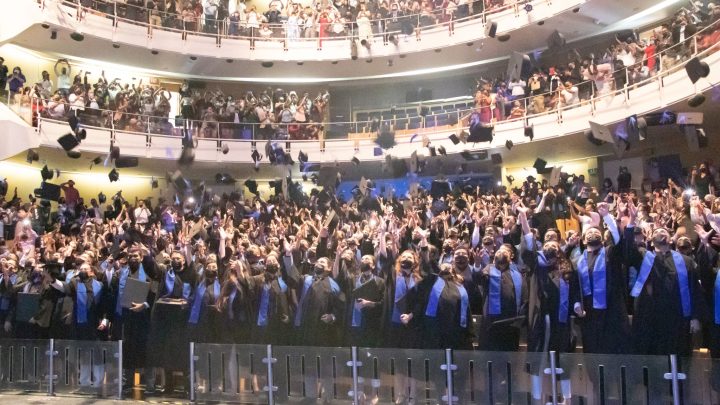 UPQ celebra la titulación de 530 nuevas y nuevos profesionistas