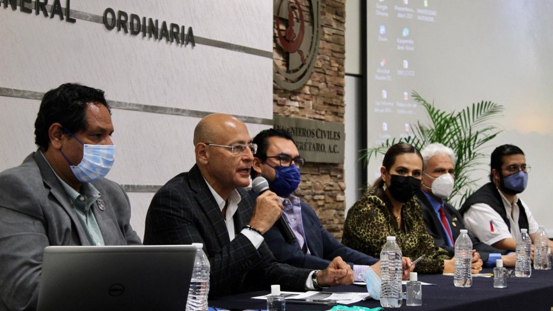 Socializa SEDEQ la Cédula Profesional Estatal ante el Colegio de Ingenieros