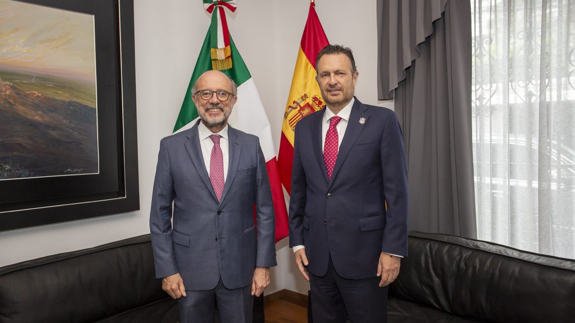 Se reúne Mauricio Kuri con embajador de España en México