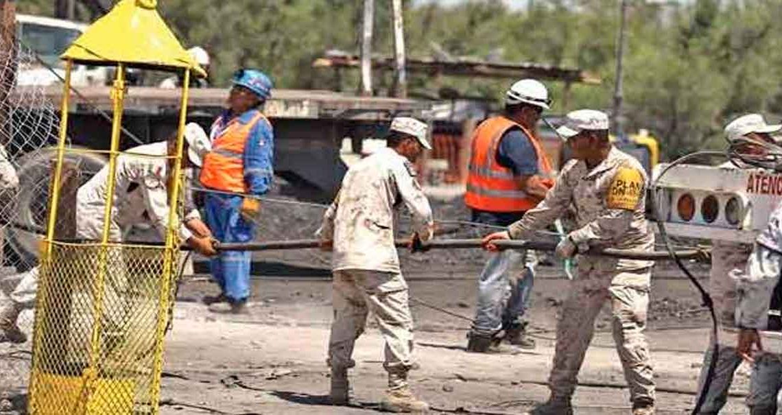Analizan construir un tajo abierto para rescatar a los 10 mineros