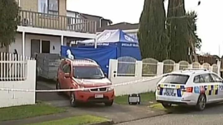 Hallan restos de dos niños dentro de maletas compradas en una subasta