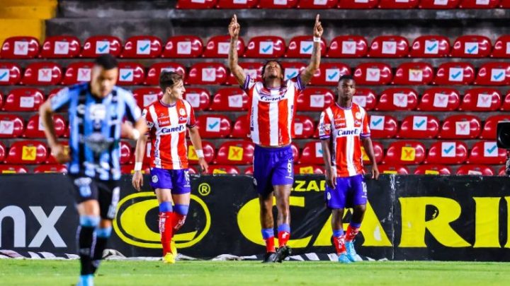 Querétaro rescata el empate ante San Luis