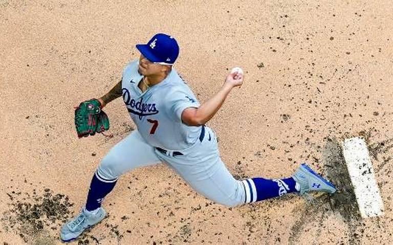 Julio Urías llega a los 13 triunfos en la temporada