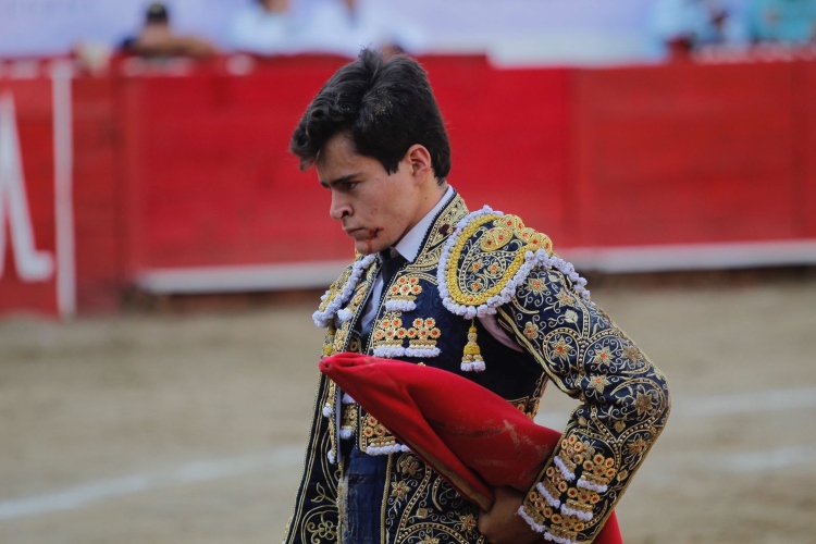 Neyra y Garibay salvan la tarde en la Nuevo Progreso