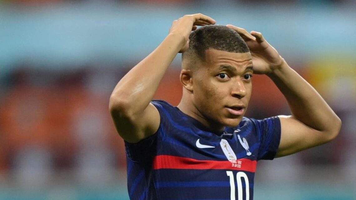 ¿Qué pasó? Mbappé se niega a participar en sesión de fotos de la Selección de Francia