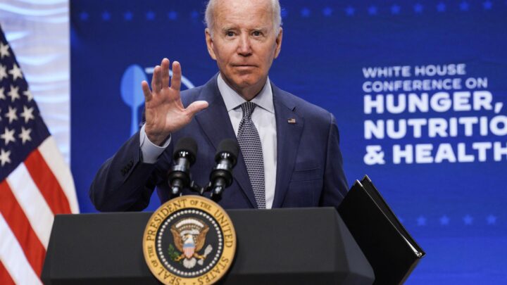 “La amenaza del huracán es real”: Biden advierte a los residentes de Florida