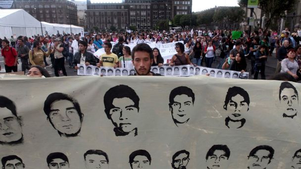 Caso Ayotzinapa: A ocho años de la desaparición piden justicia por los 43