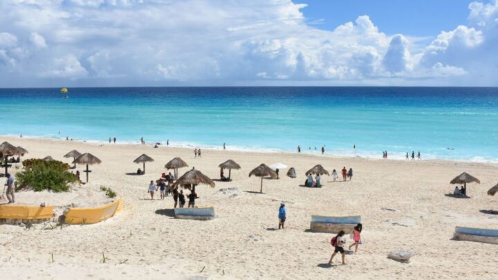 Senado votará hoy para ampliar vacaciones de 6 a 12 días