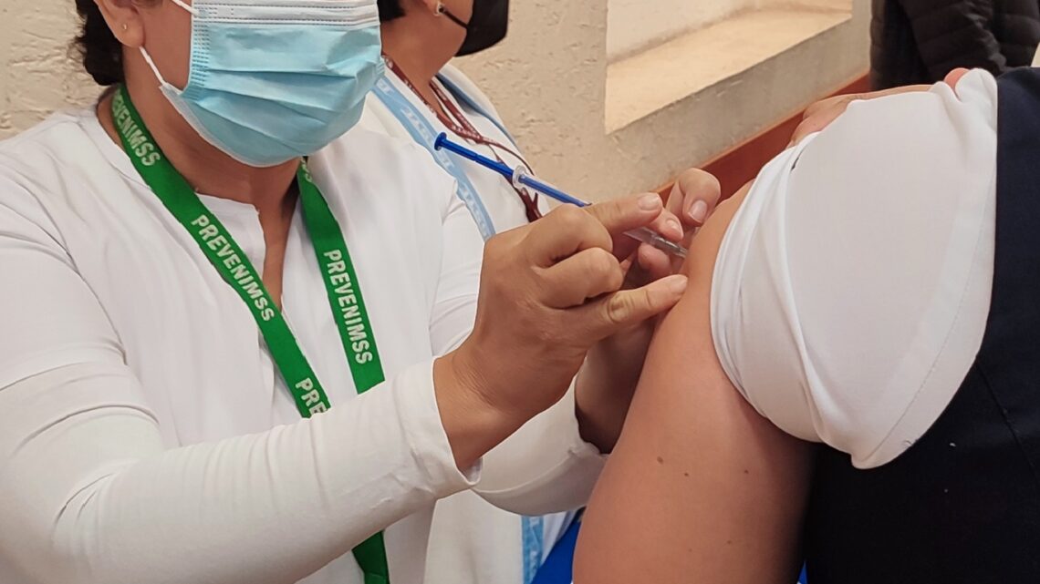 Inicia Querétaro Campaña de Vacunación contra Influenza 2022