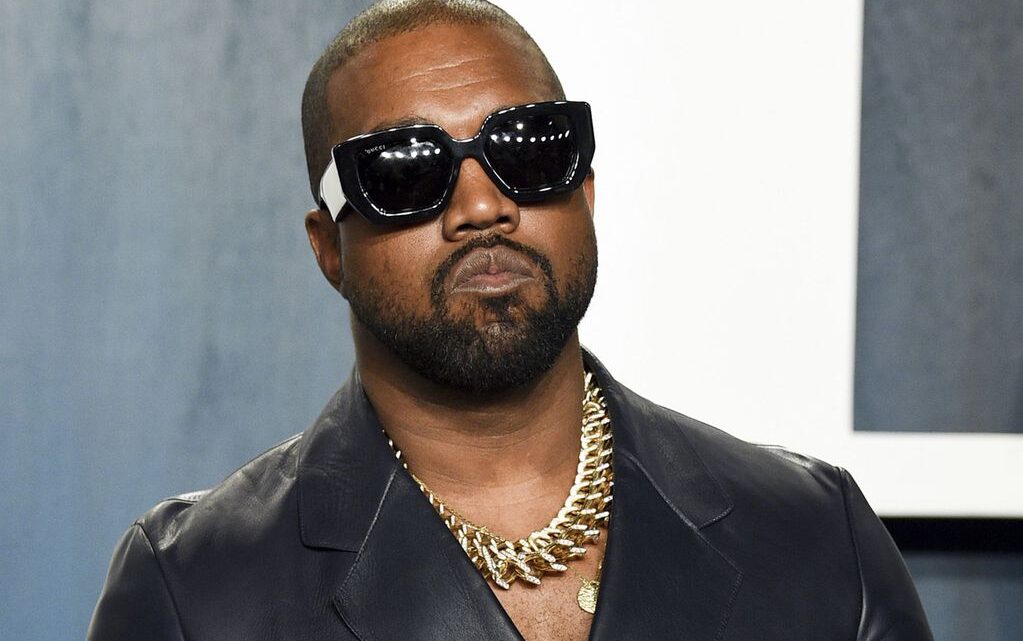 Kanye West comprará Parler, la polémica red social conservadora