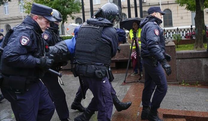 Rusia: Estados Unidos teme que Moscú asesore a Irán sobre cómo reprimir protestas