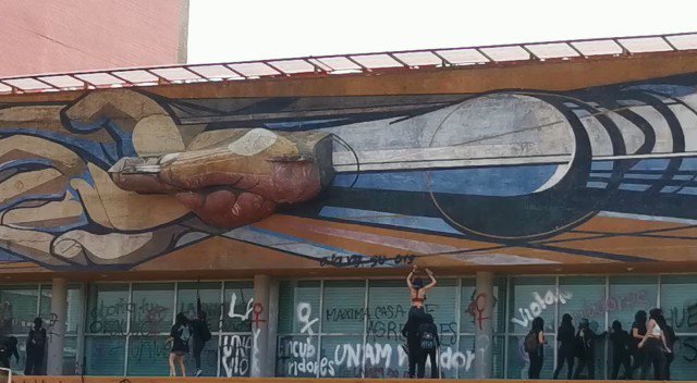 La UNAM denuncia vandalismo sobre mural de David Alfaro Siqueiros