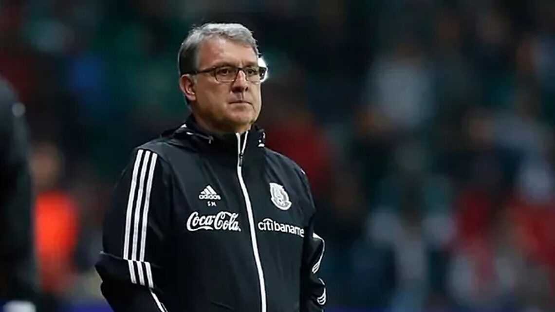 A Qatar, solo tres delanteros: Tata Martino