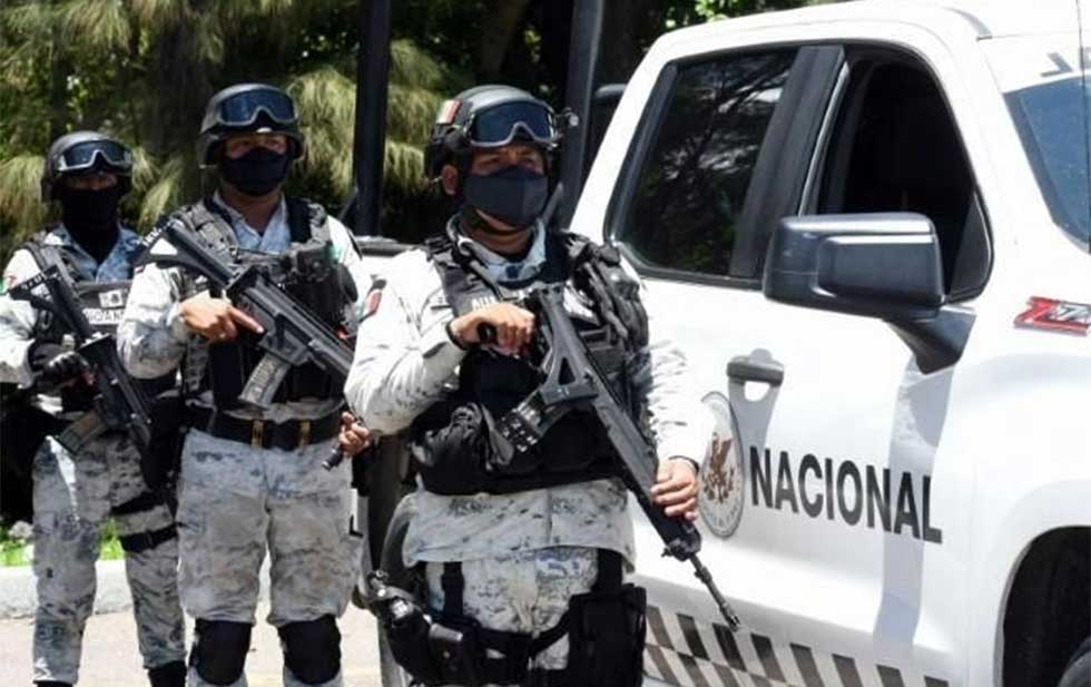 López Obrador envía “abrazo solidario” a familia del general asesinado en Zacatecas