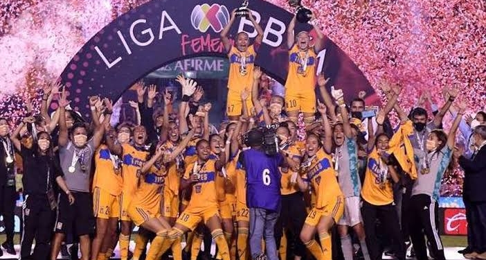 ¡La quinta! Tigres Femenil se proclama campeón tras vencer al América