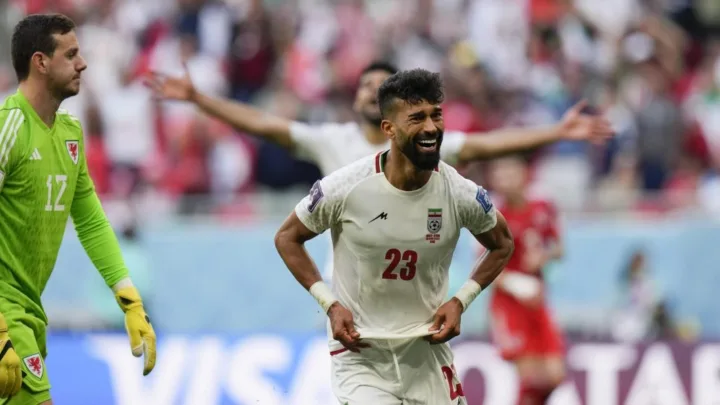 Irán respira tras vencer a Gales