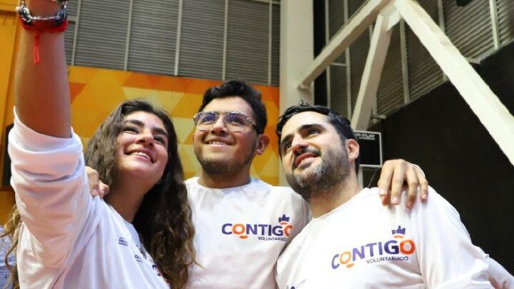Reconoce SEDESOQ a Voluntarios Contigo