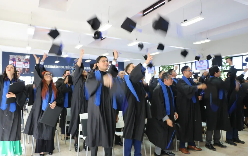 Celebra UPQ titulación de 96 nuevas y nuevos profesionistas