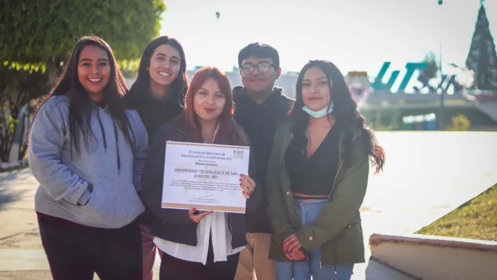 Reconocen a la UTSJR por su compromiso con la calidad educativa