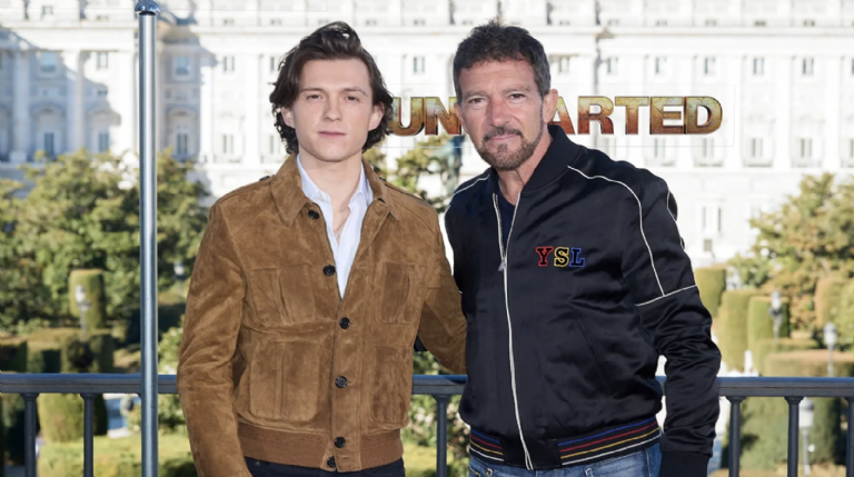 Antonio Banderas elige a Tom Holland para heredar el antifaz de El Zorro