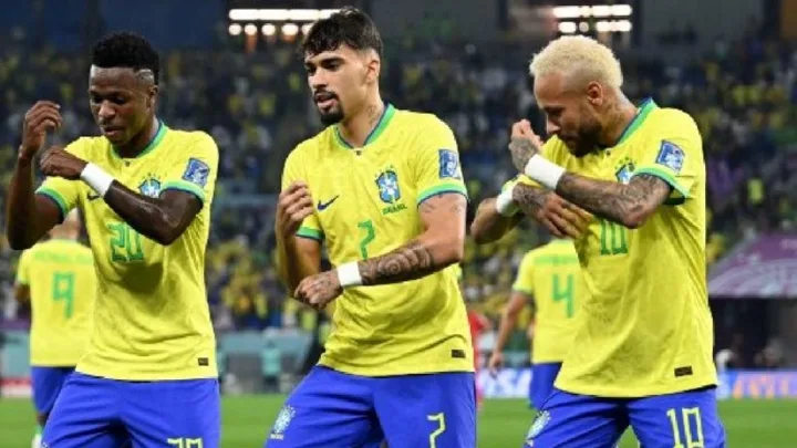“Es irrespetuoso” que jugadores brasileños bailen: Roy Keane
