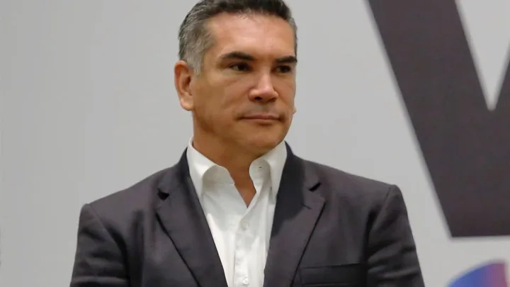 “Alito” Moreno podrá ser presidente del PRI hasta 2024