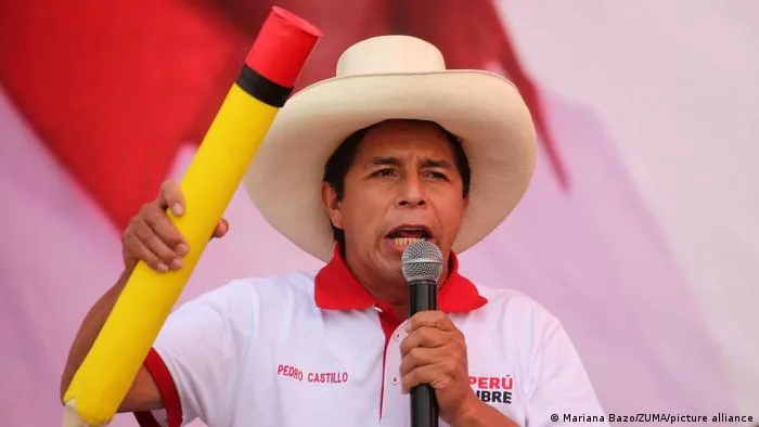 Pedro Castillo pasará 18 meses en prisión preventiva