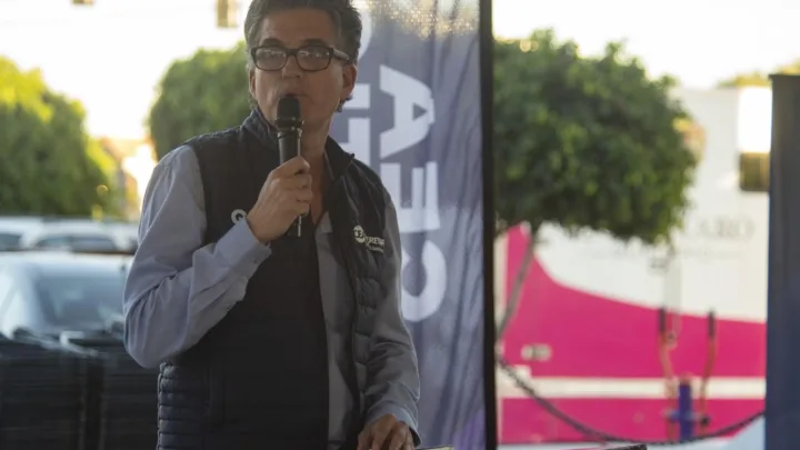 Encabeza Guadalupe Murguía entrega de contratos individuales de agua