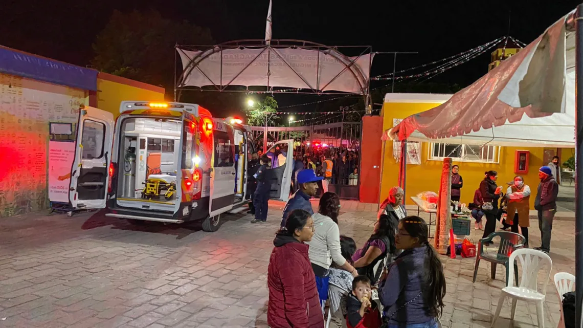 Brinda CEPCQ atención por explosión en la colonia Felipe Carrillo Puerto