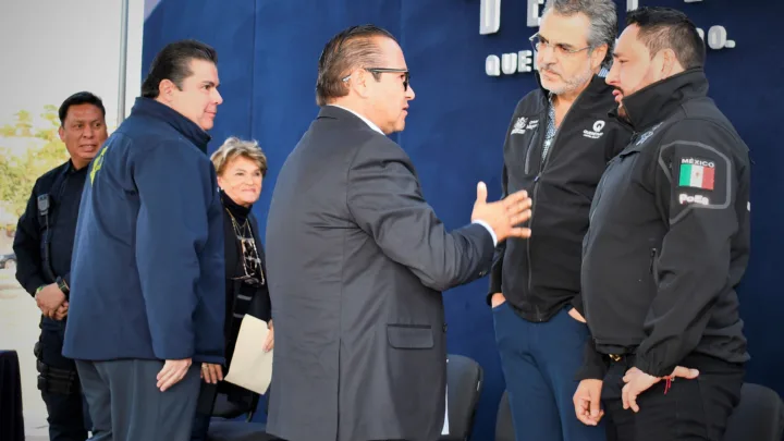 Encabeza Oficial Mayor reconocimiento ciudadano a Policías