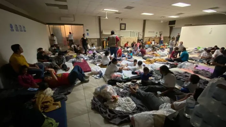 Los migrantes desbordan los albergues en Estados Unidos