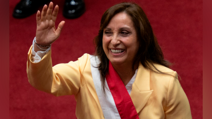 Boluarte asume la presidencia de Perú; destituyen a Pedro Castillo