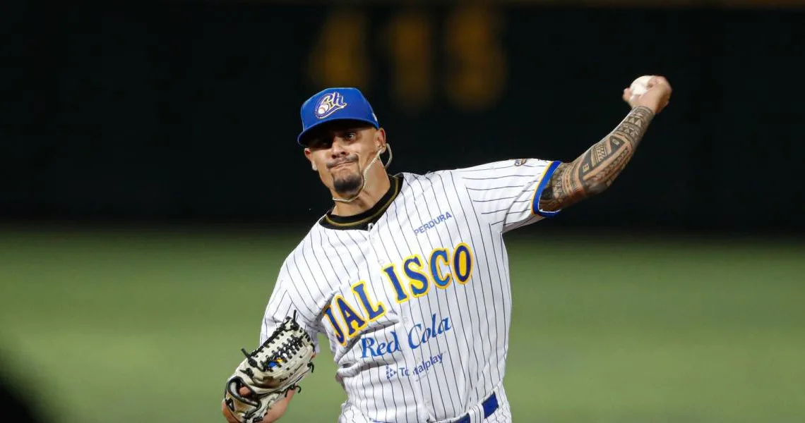 Charros vencen a Sultanes y todavía viven