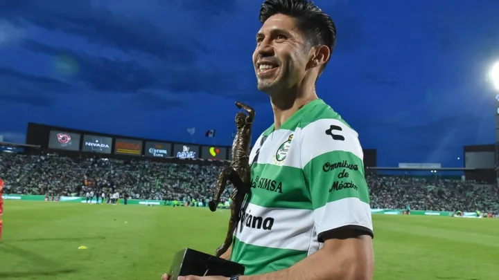 Oribe Peralta critica a Ticketmaster tras concierto de Bad Bunny