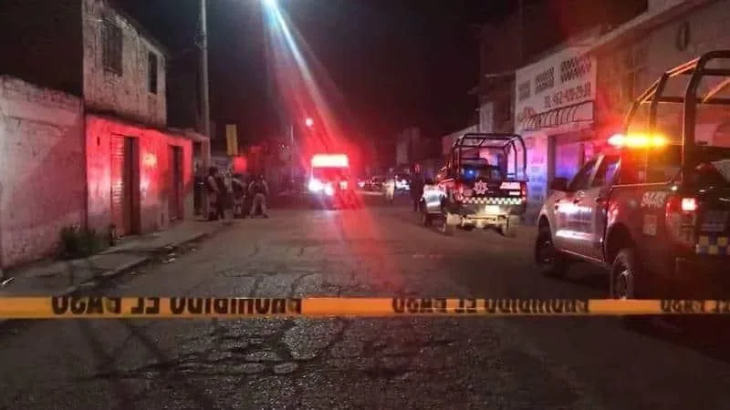 Matan a ocho personas en cuatro casas y queman tres de ellas en Guanajuato
