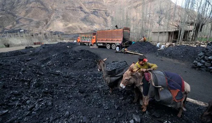 Explosión en mina de carbón en Indonesia deja diez muertos