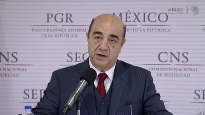Murillo Karam pedirá prisión domiciliaria debido a su estado de salud